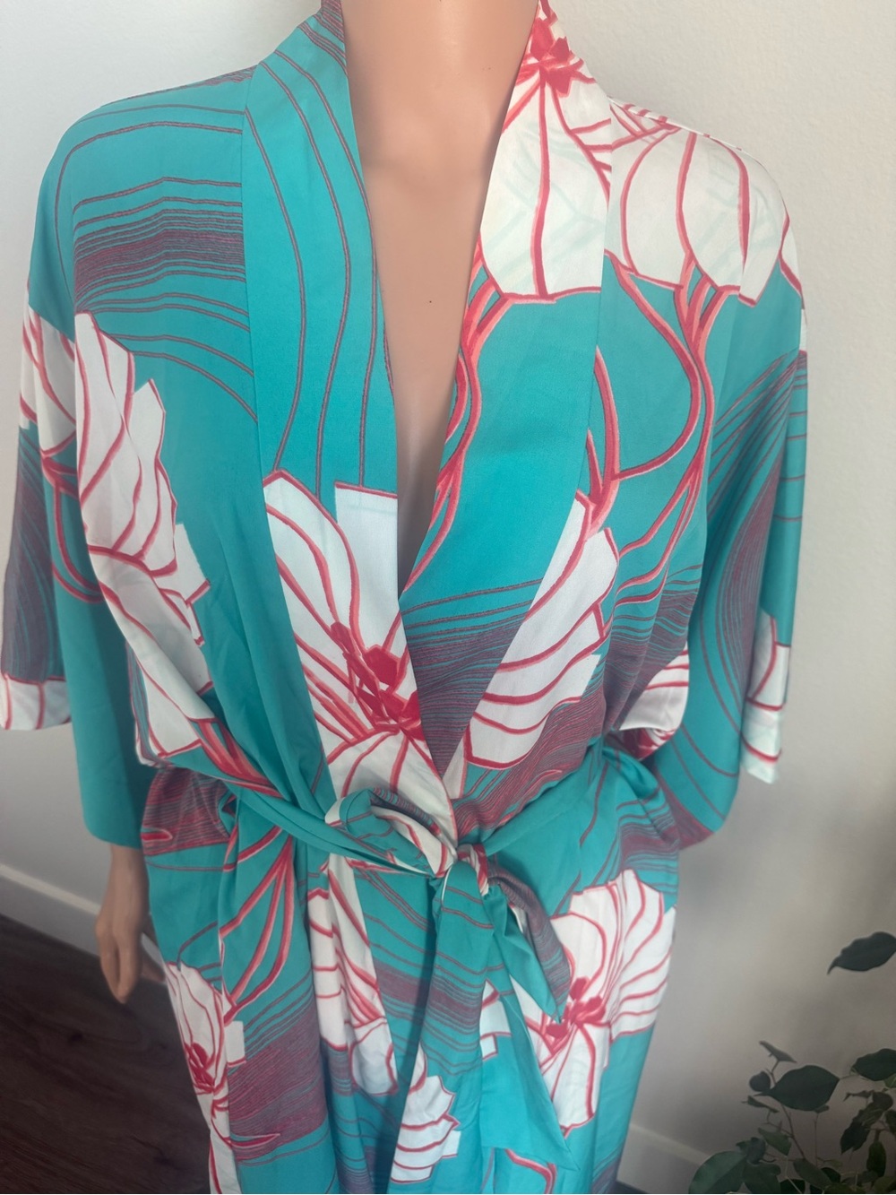 Natori Turquoise Floral Satin Robe with Belt